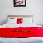 Reddoorz Near Hermes Place Polonia Medan